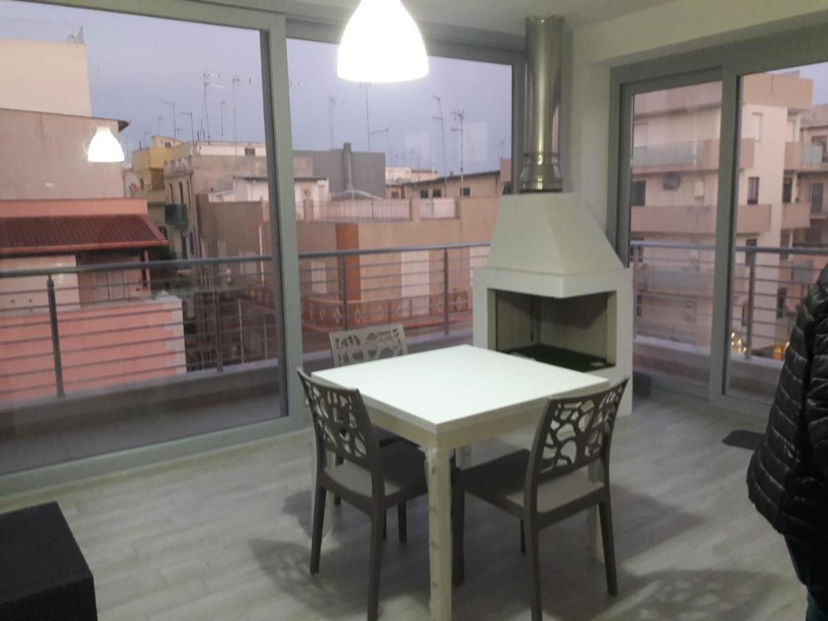Domar Apartamento Margherita Di Savoia Exterior foto