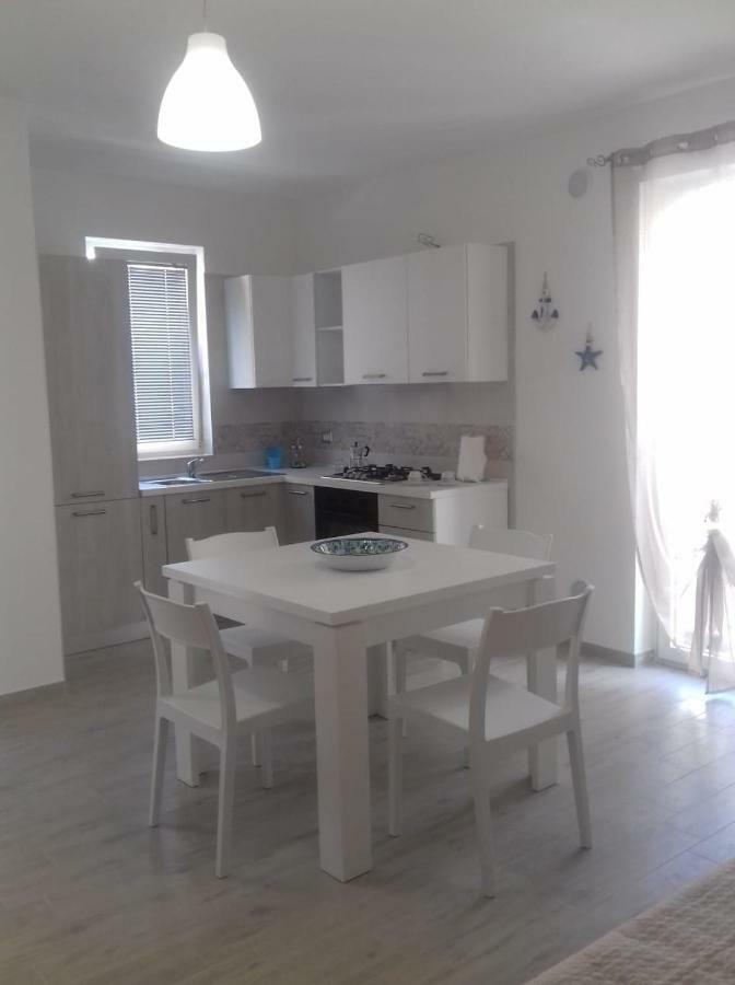 Domar Apartamento Margherita Di Savoia Exterior foto